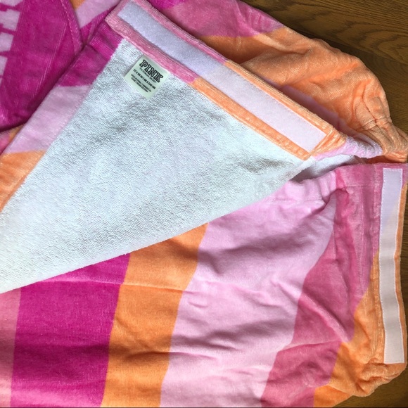 ~FIXED PRICE ~VS PINK STRIPE WRAP TOWEL - Picture 2 of 3